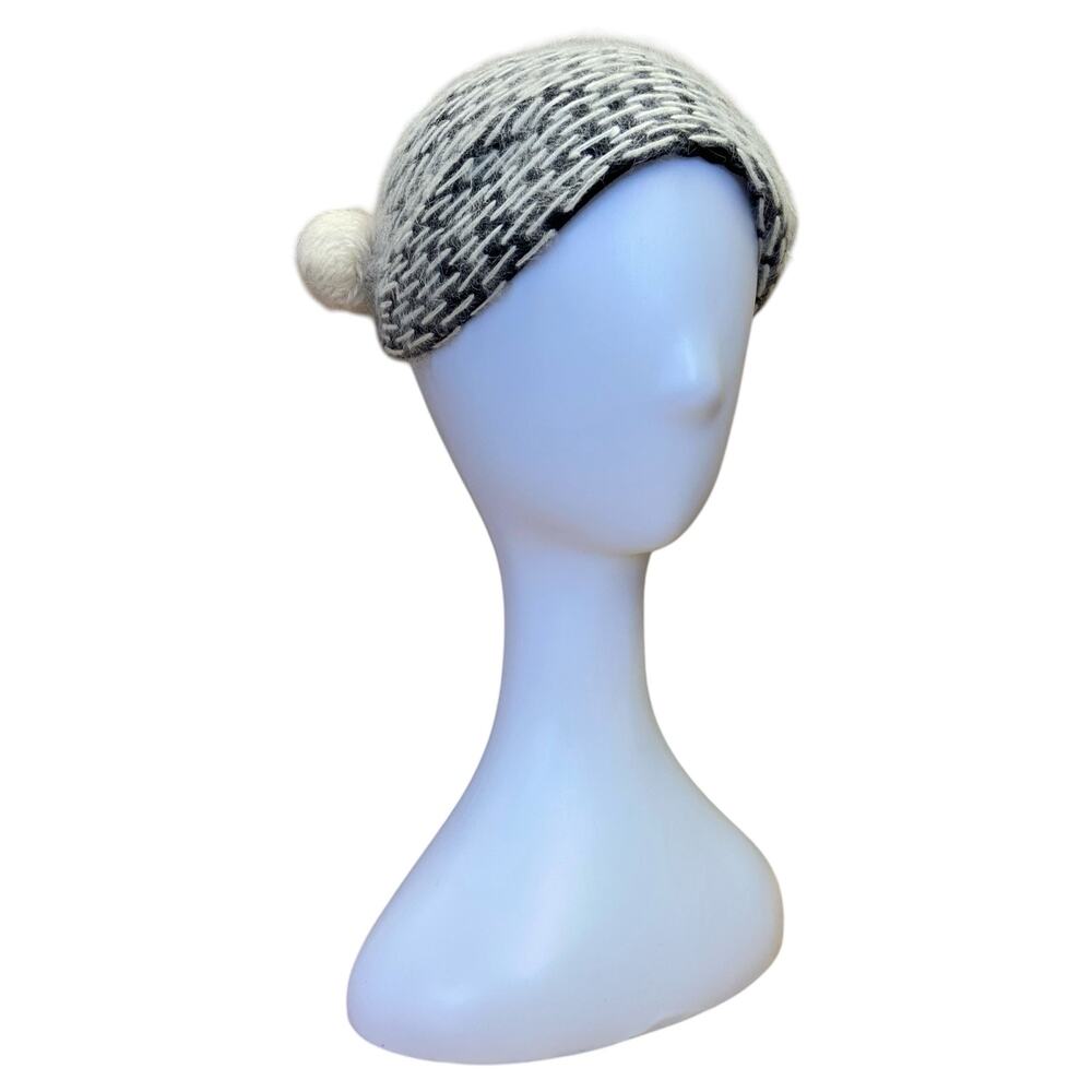 1940s Florice Detroit Black Felt Cloche Hat White Mohair Stitching